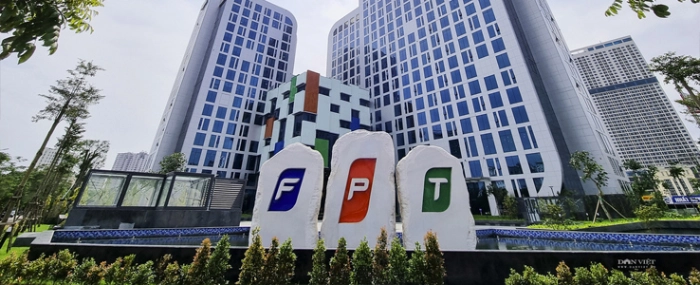 sign-by-building