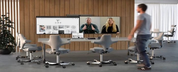 Neat-ClickShare-social-media