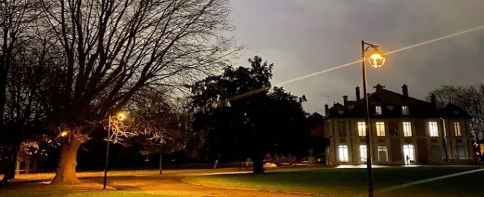 public-streetlight