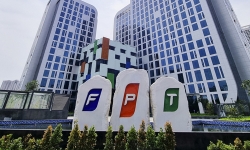 sign-by-building